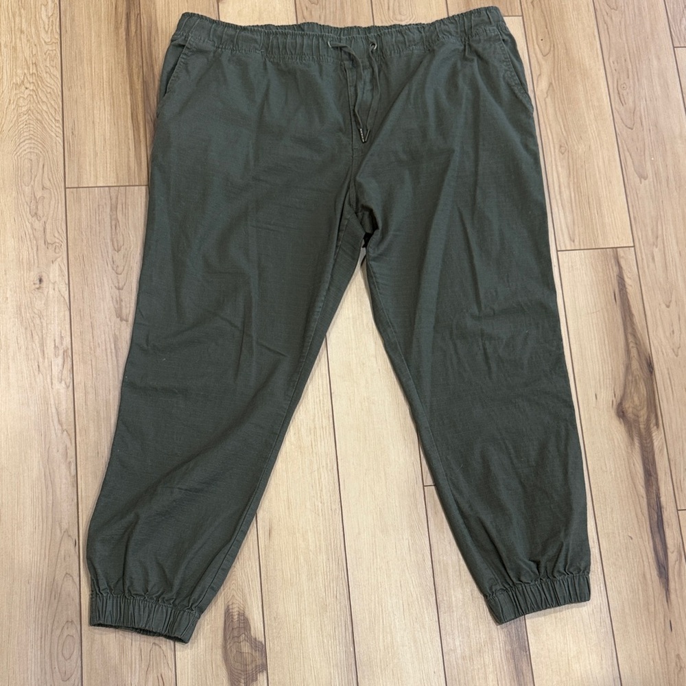 Red Camel Men's Dark Green Joggers